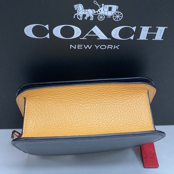 Coach Disney Mickey Mouse X Keith Haring Mini Brynn Crossbody Leather Purse Bag - Picture 6 of 8